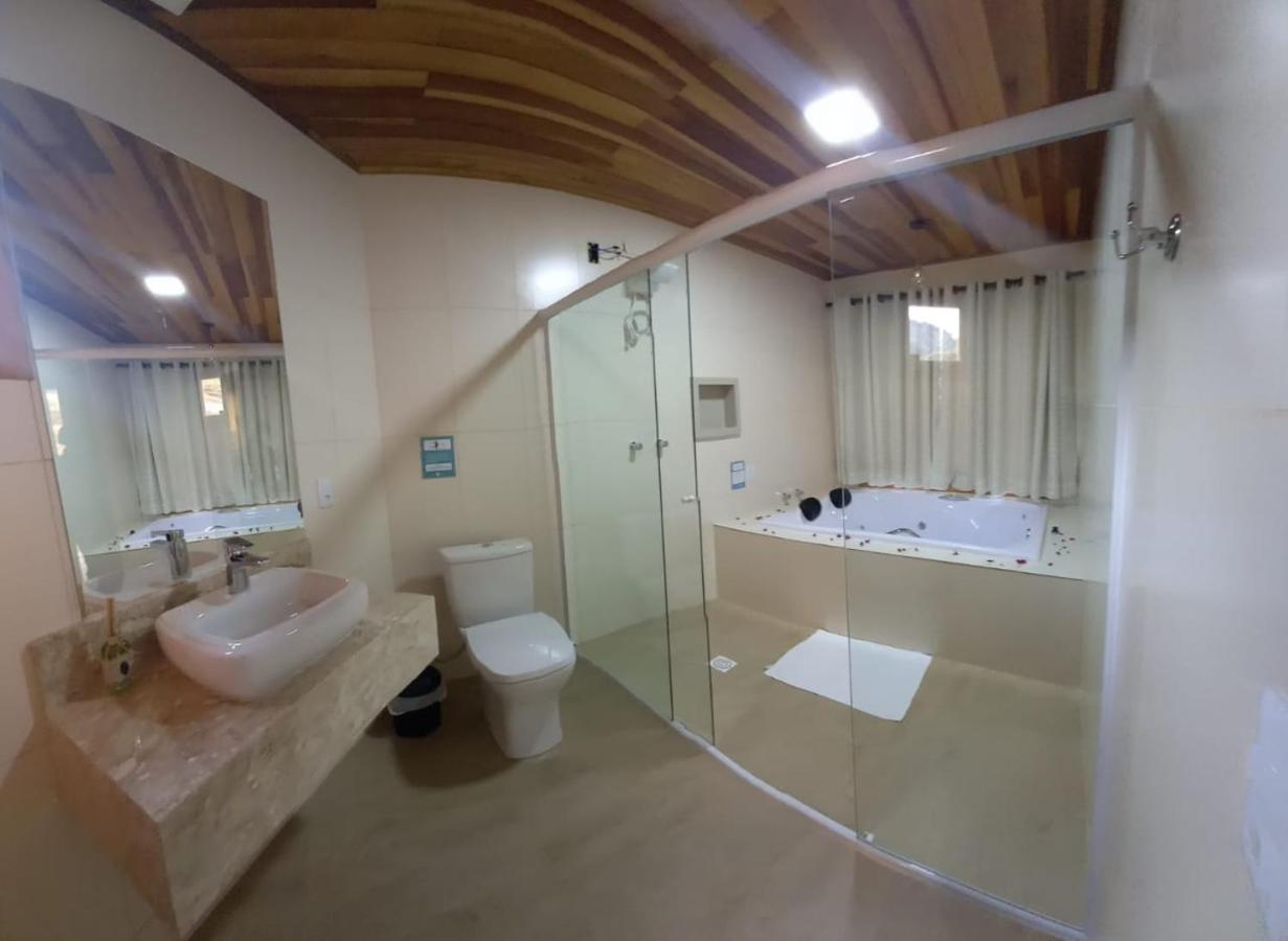 King Room Spa Bath,1206973588:JPEG