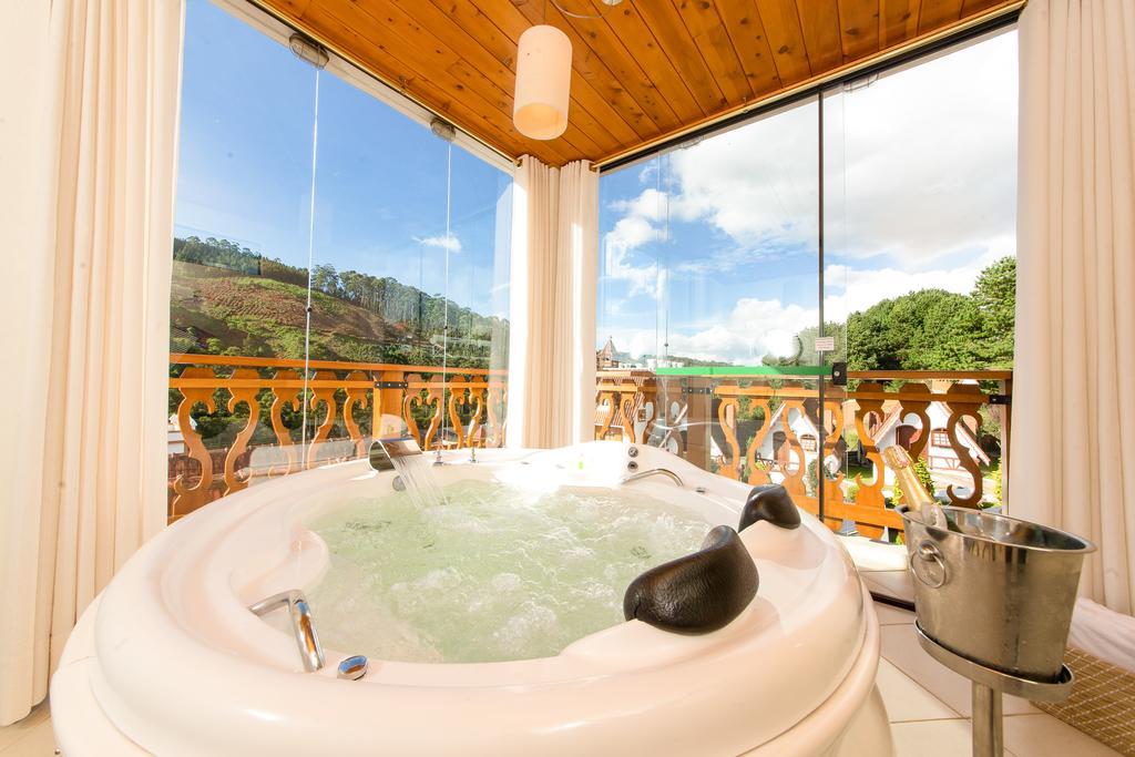 Duplex Prime spa bath