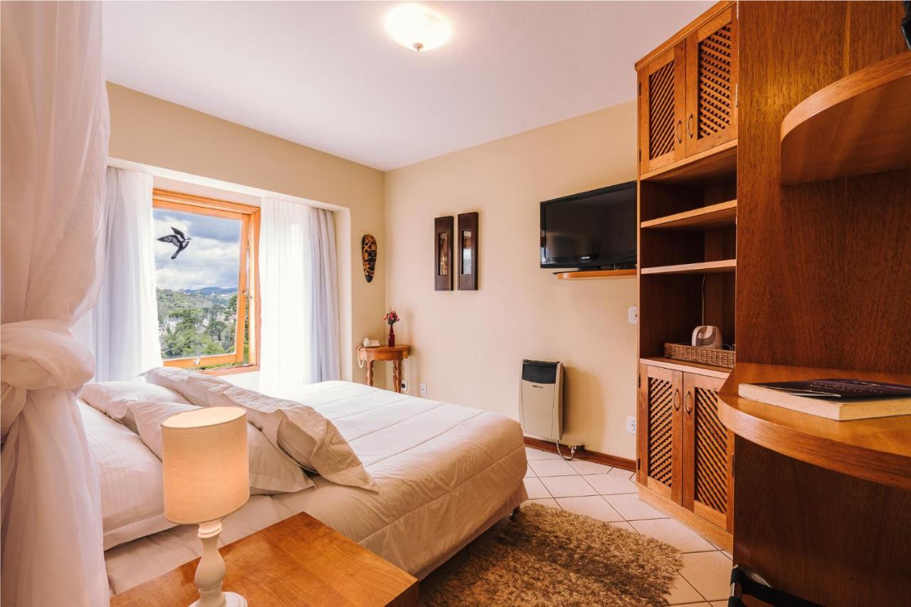 Double Room Mountain View